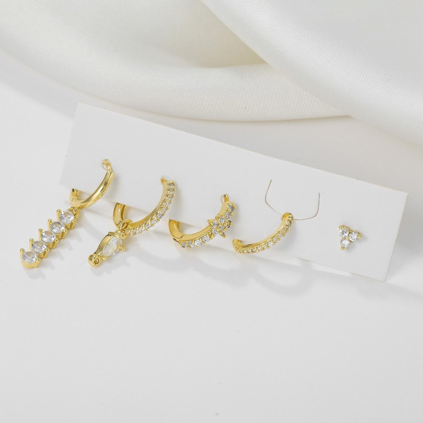 5 Pieces Simple Clover Single-Row Serrated Ear Cuff Earring Set, 18k Gold-Plated Teardrop Zircon Earrings, S925 Needle, Stacked Lobe Designs with Dazzling Zirconia
