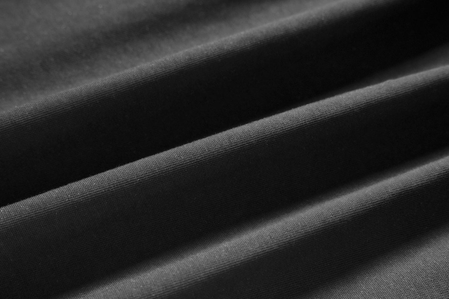 KH870 Kirin Embroidered Tee