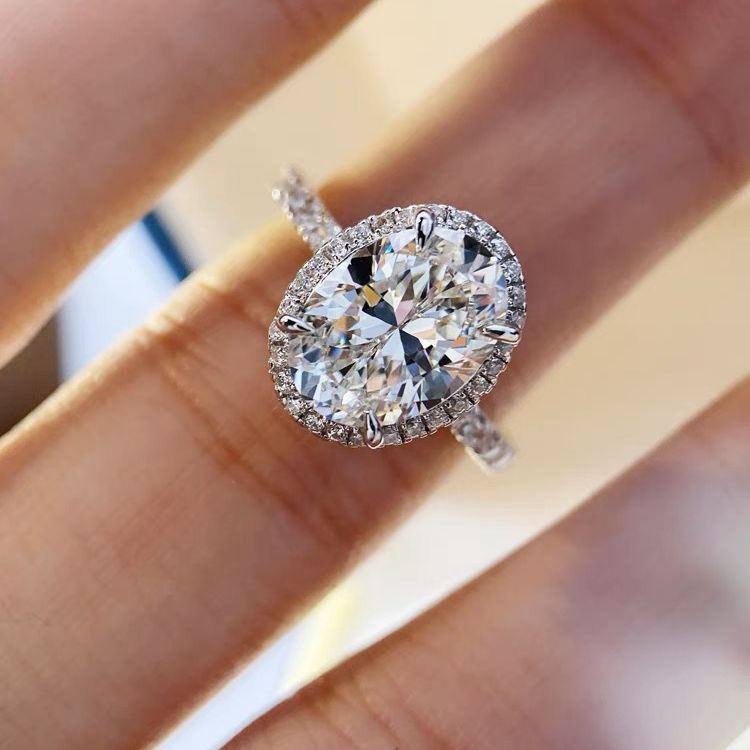 Dazzling 4 Carat Oval-Cut CZ Halo Adjustable Ring with Pave Band, Cubic Zirconia Luxury Design for Men and Women