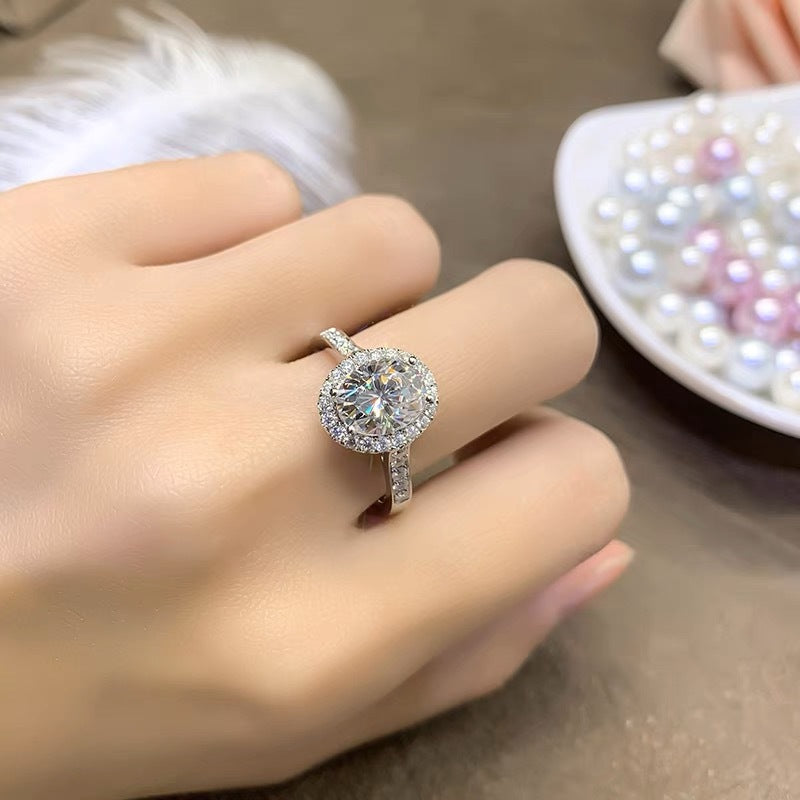 Dazzling 4 Carat Oval-Cut CZ Halo Adjustable Ring with Pave Band, Cubic Zirconia Luxury Design for Men and Women