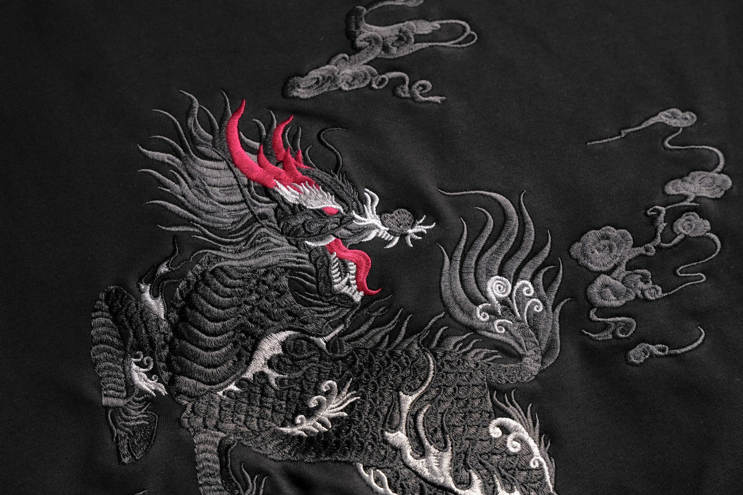 SW9102 Embroidered Kirin Sweater