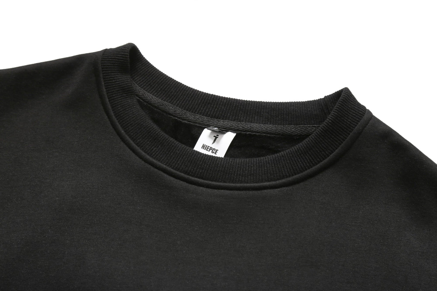 SW9013 Golden Koi Fish Embroidery Sweater