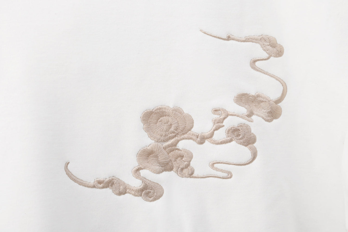 SW9202 Raging Panther Embroidery Sweater